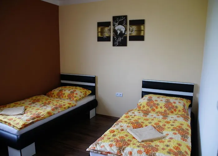 U Tomcalu Terezín